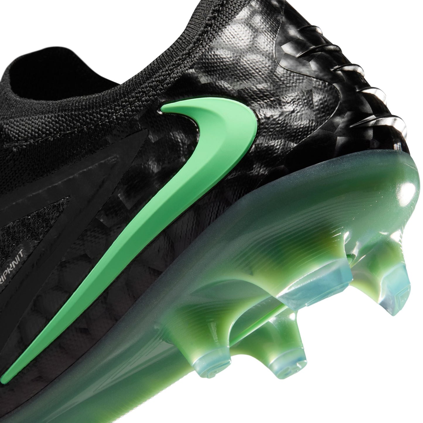 Nike Nike Phantom 6 Low Elite Firm-Ground Soccer Cleats